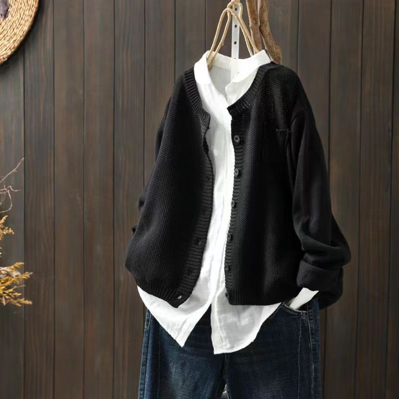 Ludovica | Chunky Knit Cardigan with Patch Pocket