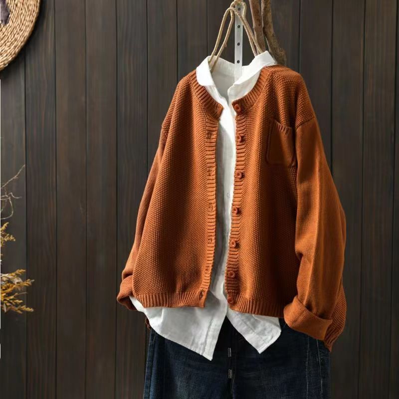 Ludovica | Chunky Knit Cardigan with Patch Pocket