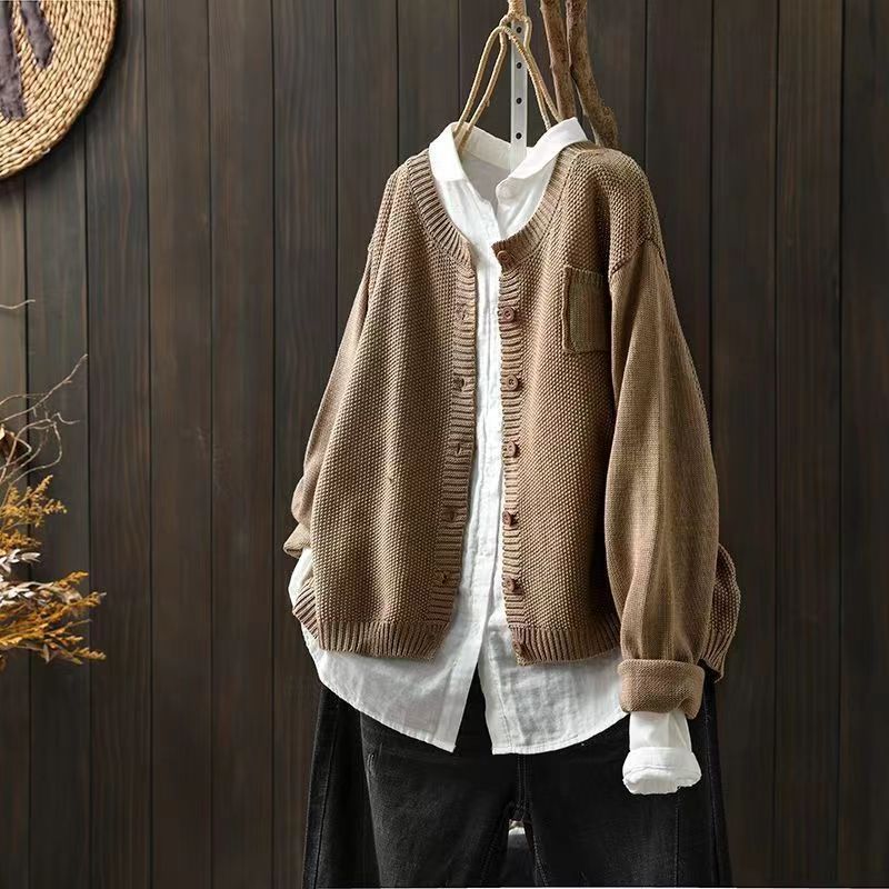 Ludovica | Chunky Knit Cardigan with Patch Pocket