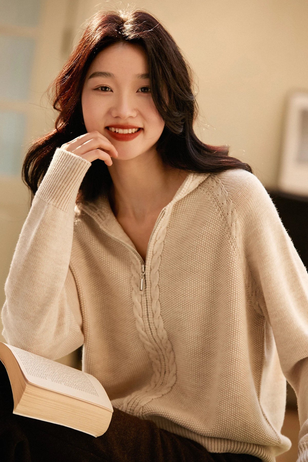 Naomi | Zip-Up Cable Knit Cardigan