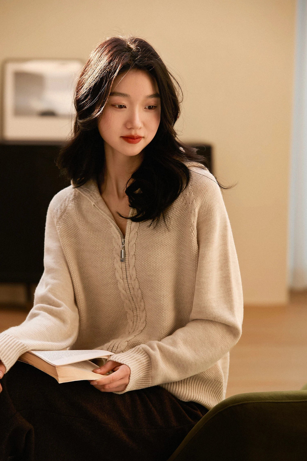 Naomi | Zip-Up Cable Knit Cardigan