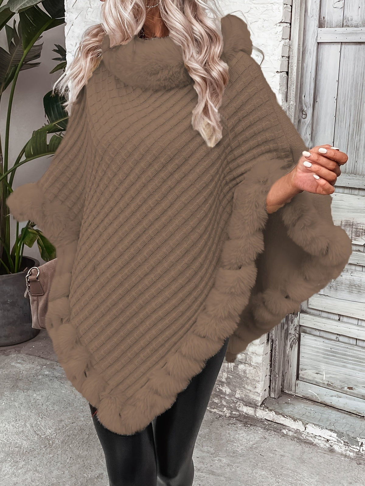 Faux-fur trim knit poncho